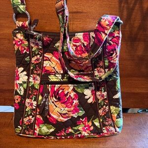 Authentic Vera Bradley crossbody.